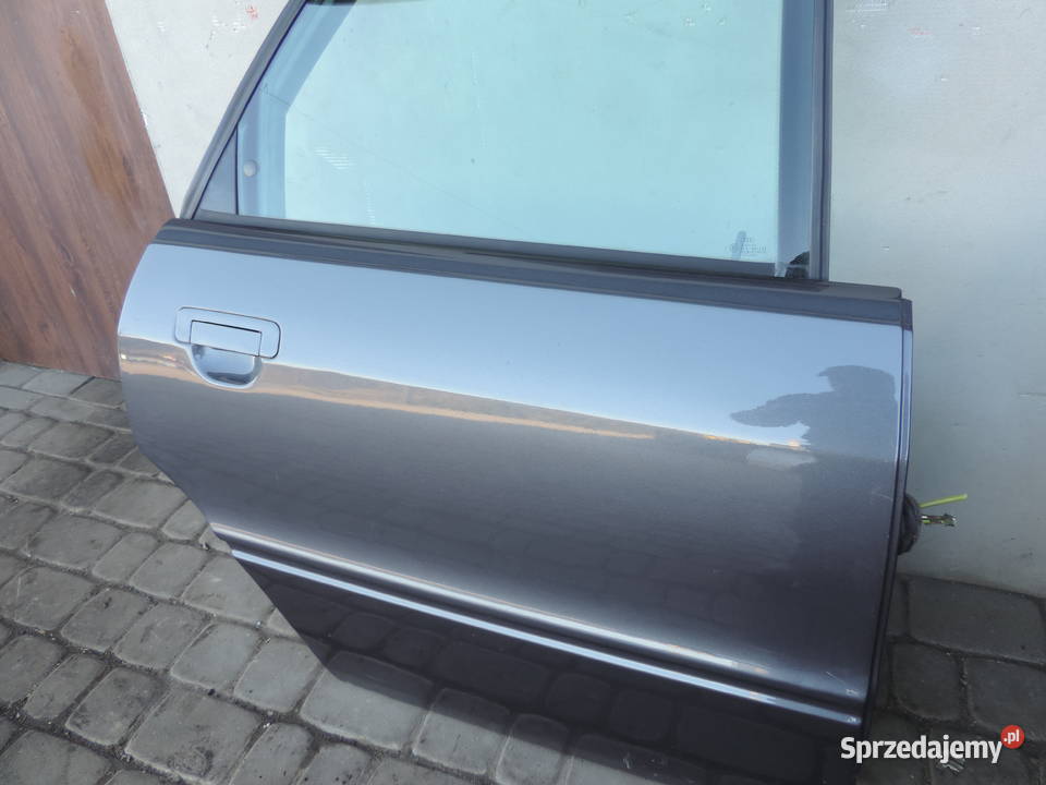 AUDI 80 B4 KOMBI AVANT DRZWI PRAWY TYŁ osobowe małopolskie Nowy Sącz