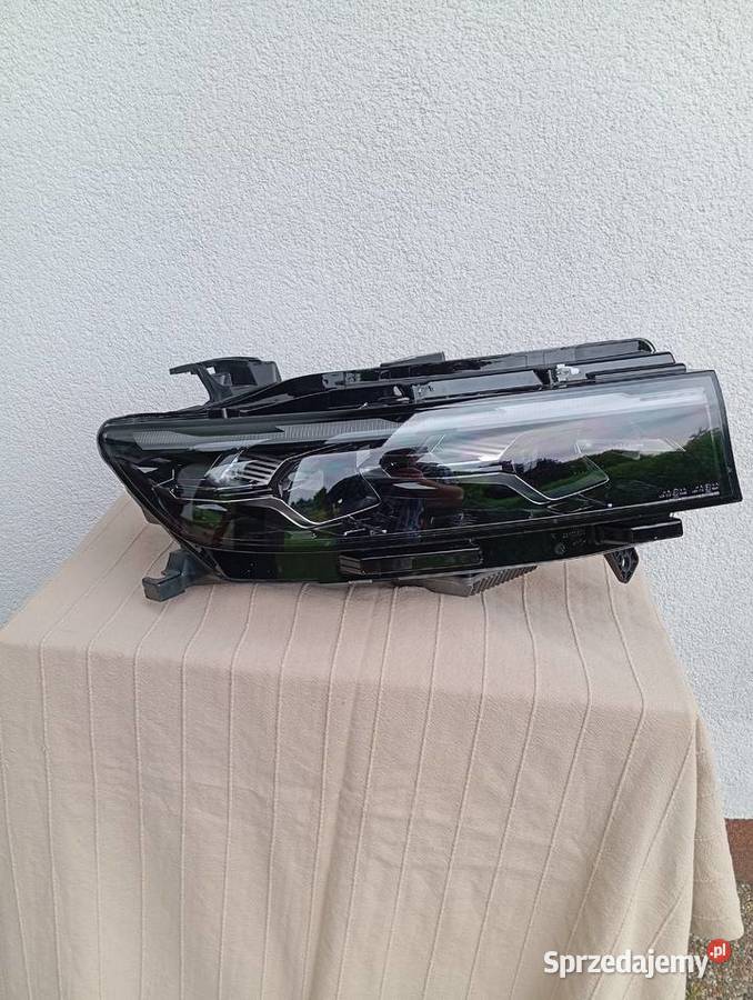 Lampy przód VOYAH FREE osobowe Lampy przednie Kamionki