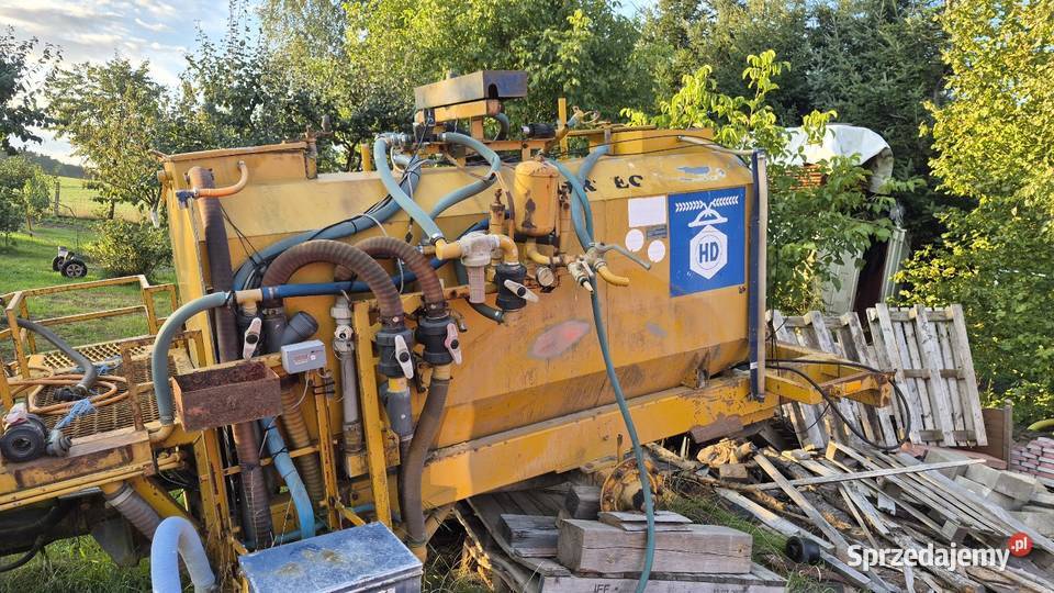 Zbiornik 3000 l z nierdzewki kwasówki