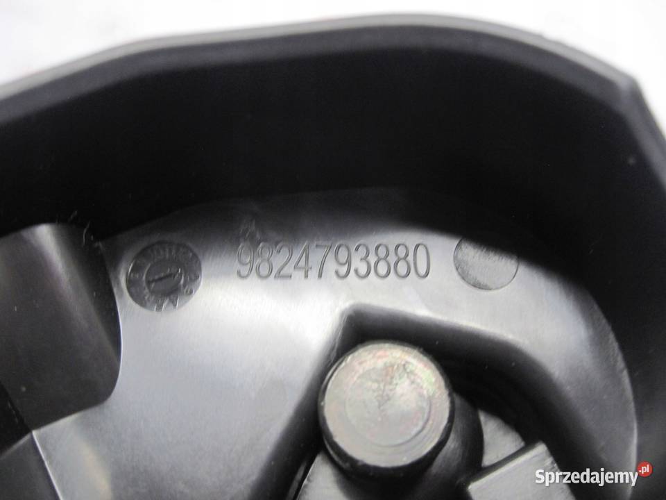 PEUGEOT 2008 II GT LINE 22r dekor schowek deski Kielce