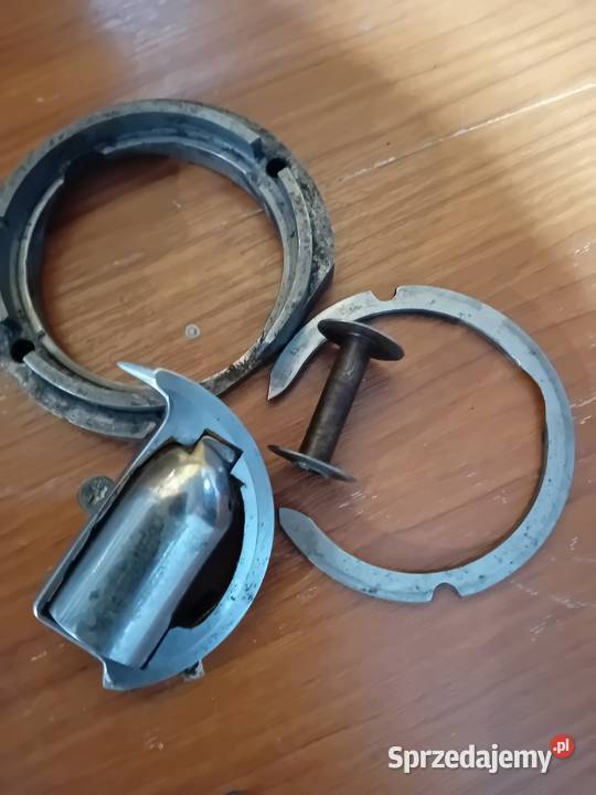 Sprzedam czesci do maszyn szwalniczych typ Żarczyce Duże