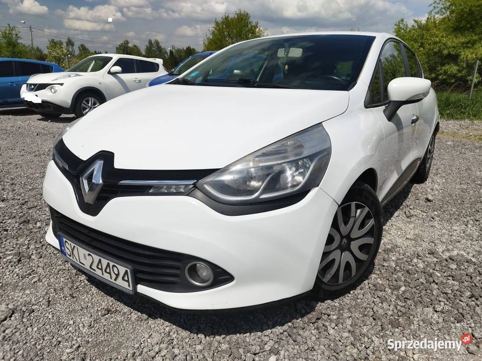 Renault Clio IV 15 DCI klima navi kamera stan Częstochowa