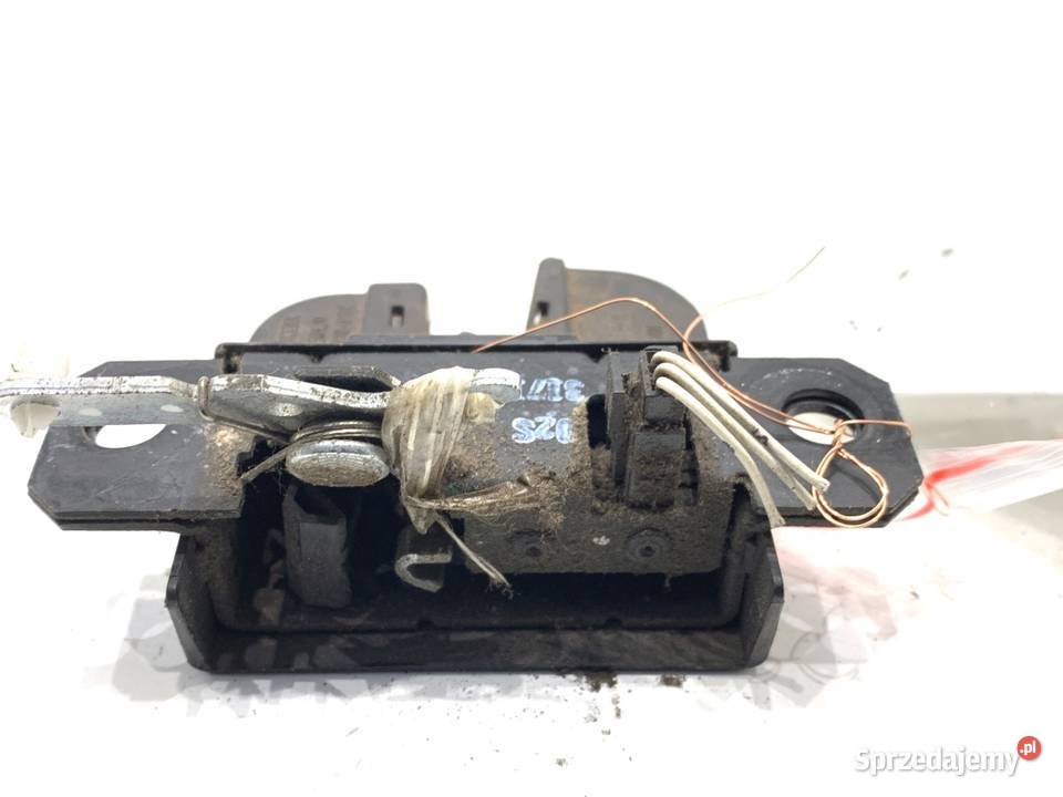 ZAMEK KLAPY TYŁ VW CADDY III Minivan 2K5827505 podkarpackie