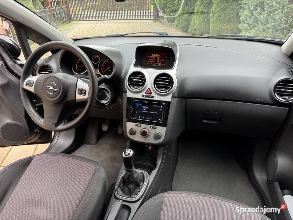 Opel Corsa D 14 90 LPG BEZWYPADKOWY Cała w MP3 Dąbrowa Tarnowska