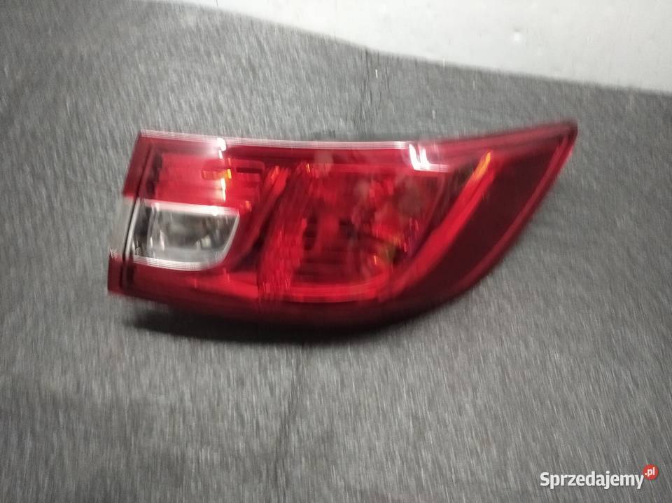 Renault Clio IV lampa prawy tył Swarzędz