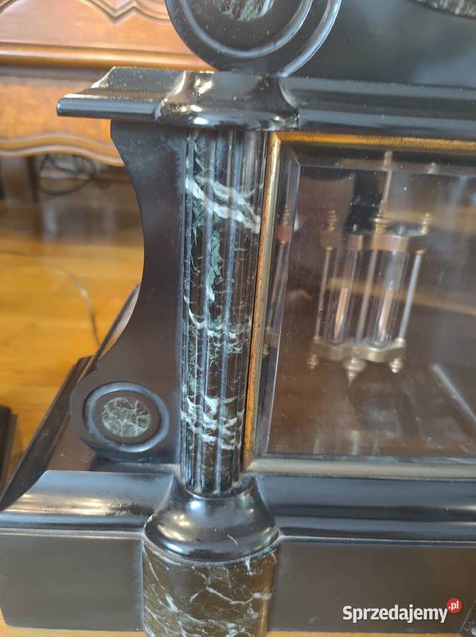 zegar marmuroewy z francji z kaladabrami Fałków sprzedam