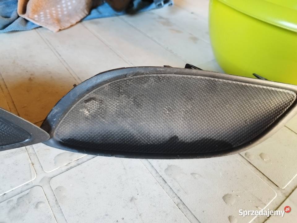 Zaślepki halogenu toyota Yaris II lift Łódź