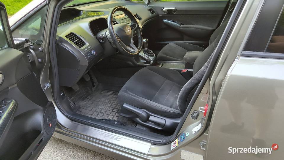 Honda Civic VIII Sedan 18 manualna Chorzów sprzedam