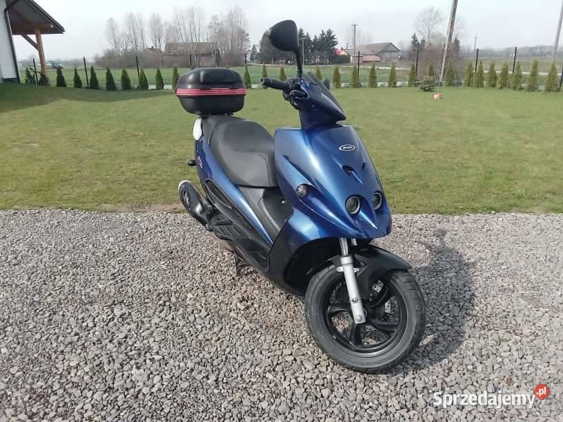 Sprzedam skuter Malaguti Phantom 125 100km Gace Słupieckie
