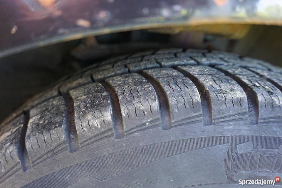 Audi 80 b3 benzyna LPG centralny zamek Biecz