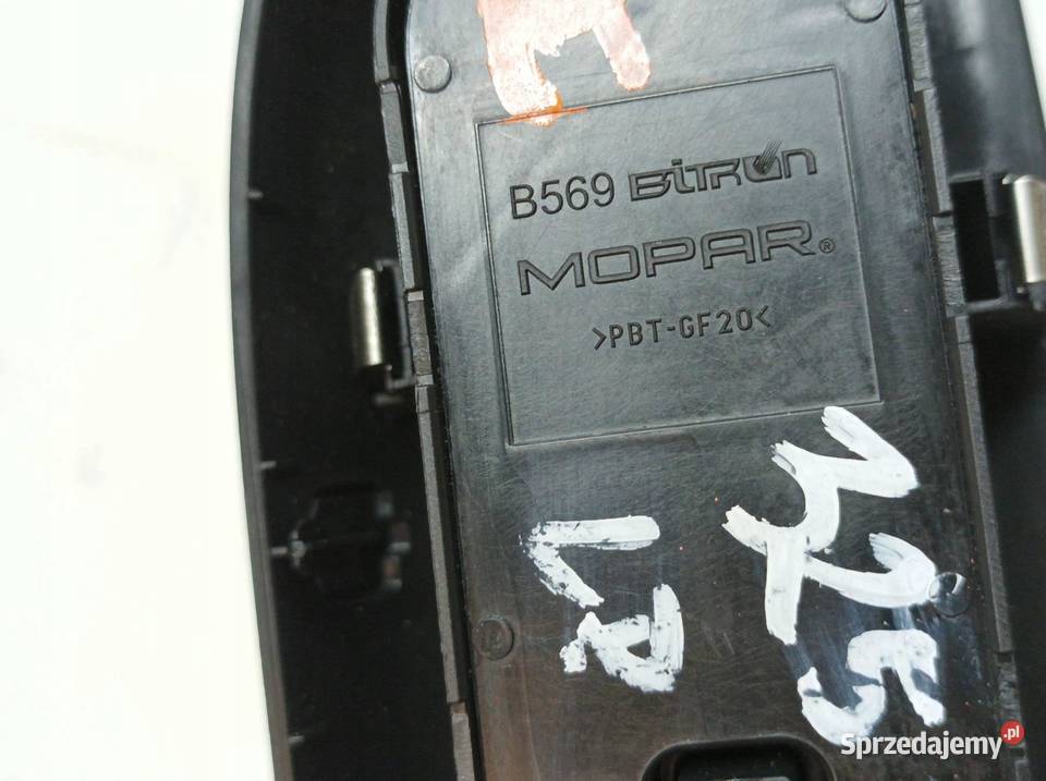 PRZEŁĄCZNIK SZYB LEWY PRZÓD ORG EU 01561676310 świętokrzyskie sprzedam