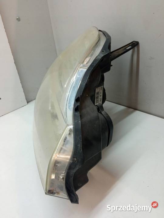 LAMPA PRZÓD PRAWA EU LIFT 8200658387 Renault Lampy przednie