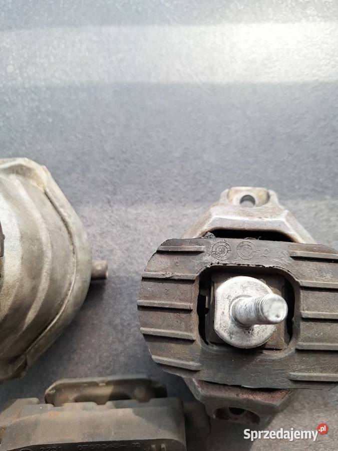 Poduszki silnika skrzyni automatycznej BMW E60 Zawieszenie silnika Gdów
