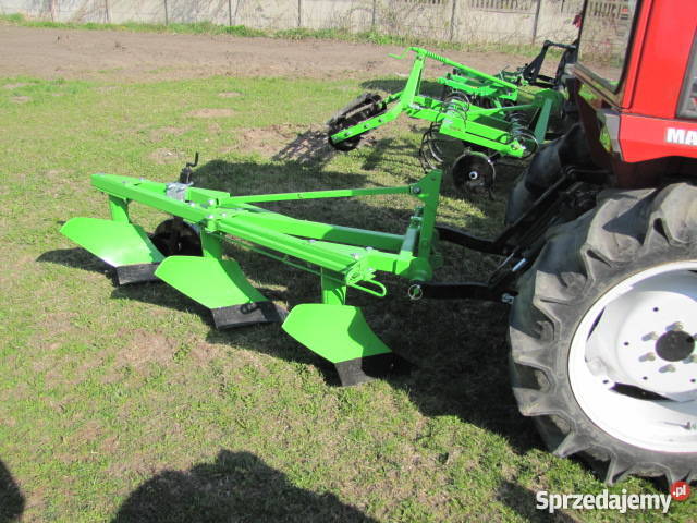 Pług jednoskibowy dwuskibowy traktor Kubota