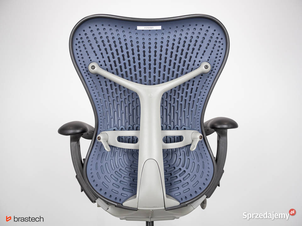 Fotel biurowy Herman Miller Aeron Classic B Sątoczno