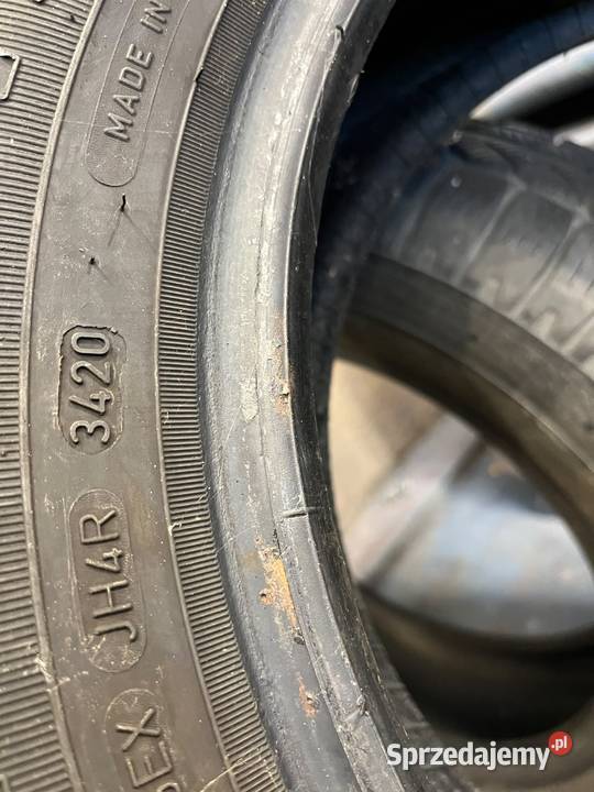 Opony zimowe R14 2 sztuki łódzkie Rawa Mazowiecka sprzedam