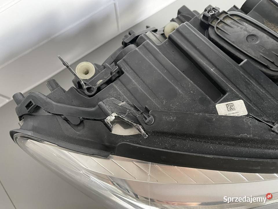 BMW 7 F01 PRAWA LAMPA ADAPTIVE LED 7379682 prawe Lampy przednie Ostroróg