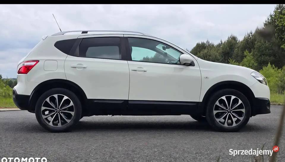Nissan Qashqai 2012r kamera 360 navigacja Qashqai Zator
