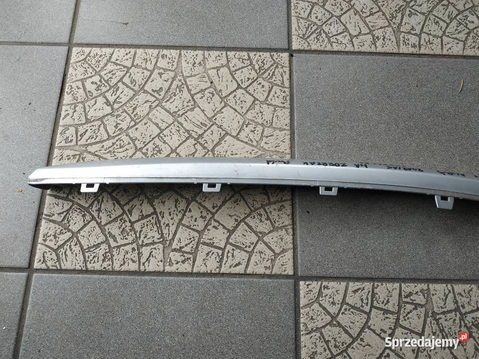 Toyota Auris lift 2015 chrom listwa tył Byków