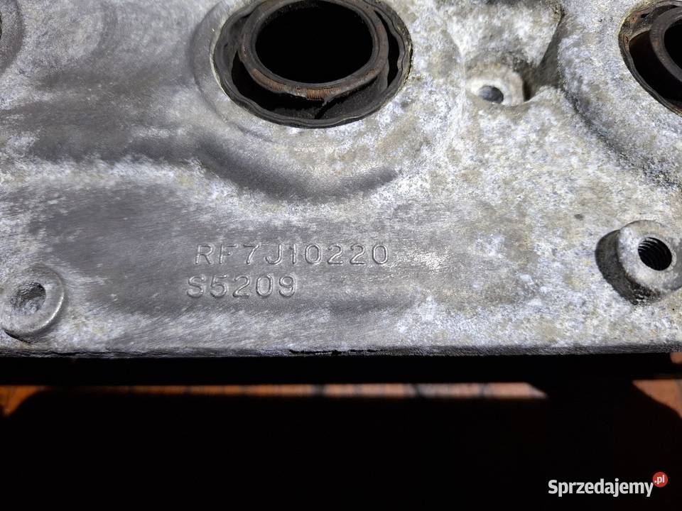 Pokrywa zaworów Mazda 3 BK 5 CR 6 GG GY GH 20 Przyborów