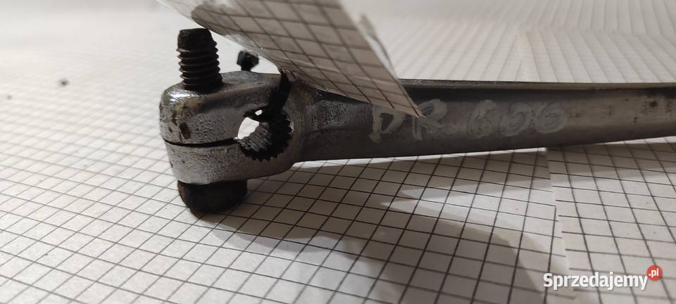 Suzuki DR 600 dźwignia zmiany biegów innne Warszawa