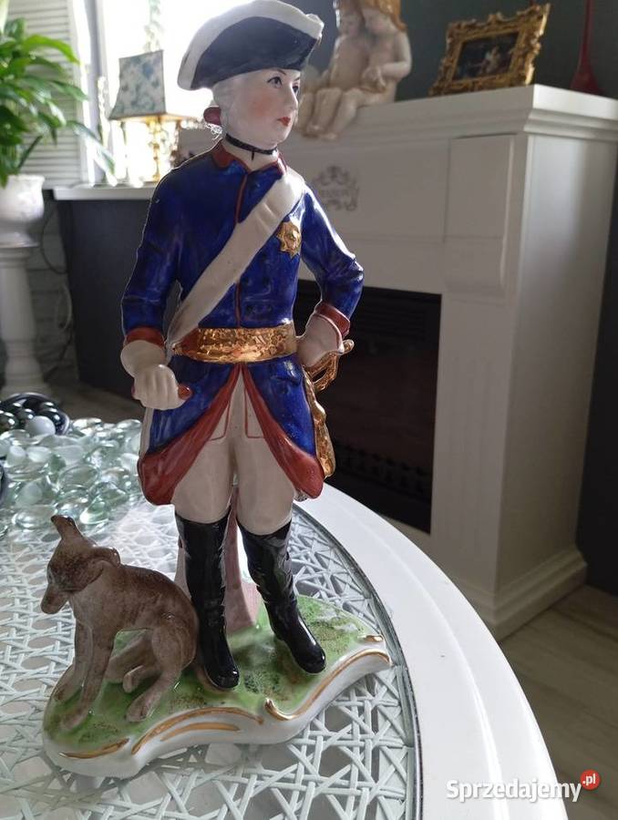 Porcelanowa figurka sygnowana lubuskie Zielona Góra