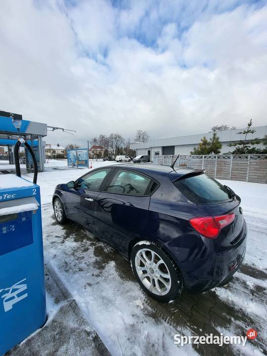 Alfa Romeo Gulietta Panorma czarna podsufitka Rok produkcji 2011 wielkopolskie Turek