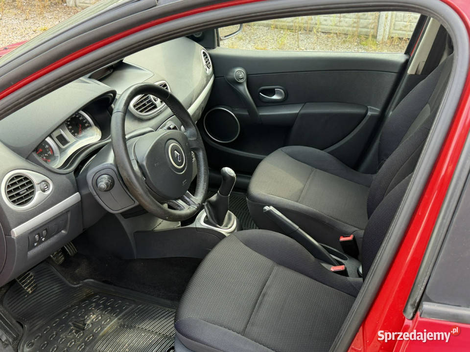 Renault Clio Częstochowa