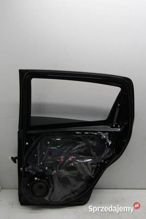 DRZWI TYLNE PRAWY TYŁ 209 TOYOTA YARIS III