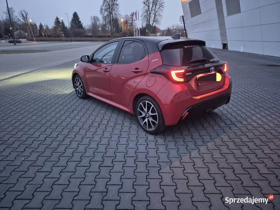 Toyota Yaris Hybrid Selection 2022 116 okazja Puławy