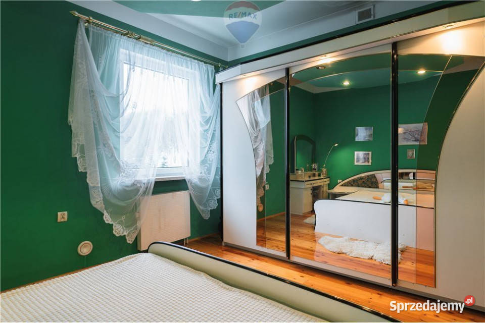 Willa Ponikiew Dom w stylu Kanadyjskim Beskid 1388m2 małopolskie sprzedam