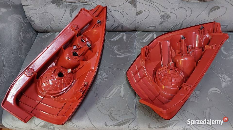 Lampa tyl P L nowe Mazda 5 osobowe Osmolice Pierwsze