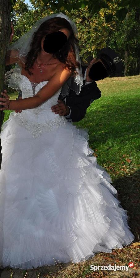 przepiękną suknie ślubną Emmi Mariage Giovani 3 Radom
