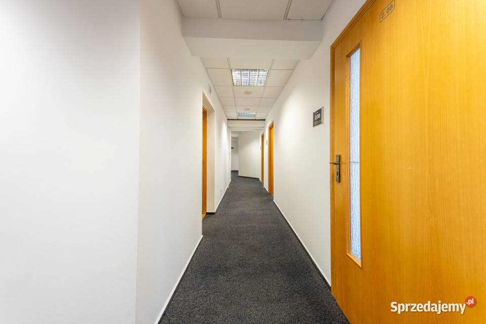 LOKAL UŻYTKOWY STACJI METRA PŁOCKA Warszawa