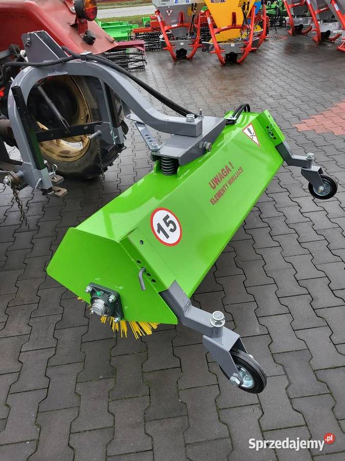 Zamiatarka ciągnikowa IGA Mini Abra2 zamiatarki Rogóźno