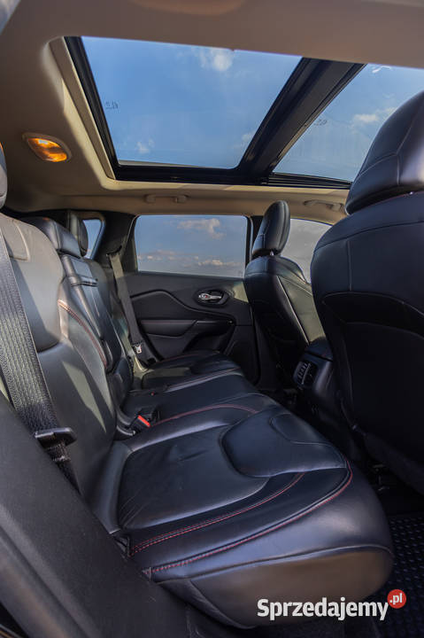 Jeep Cherokee Trailhawk 32 V6 Pentastar LIFT 2 czarny Tokarnia sprzedam