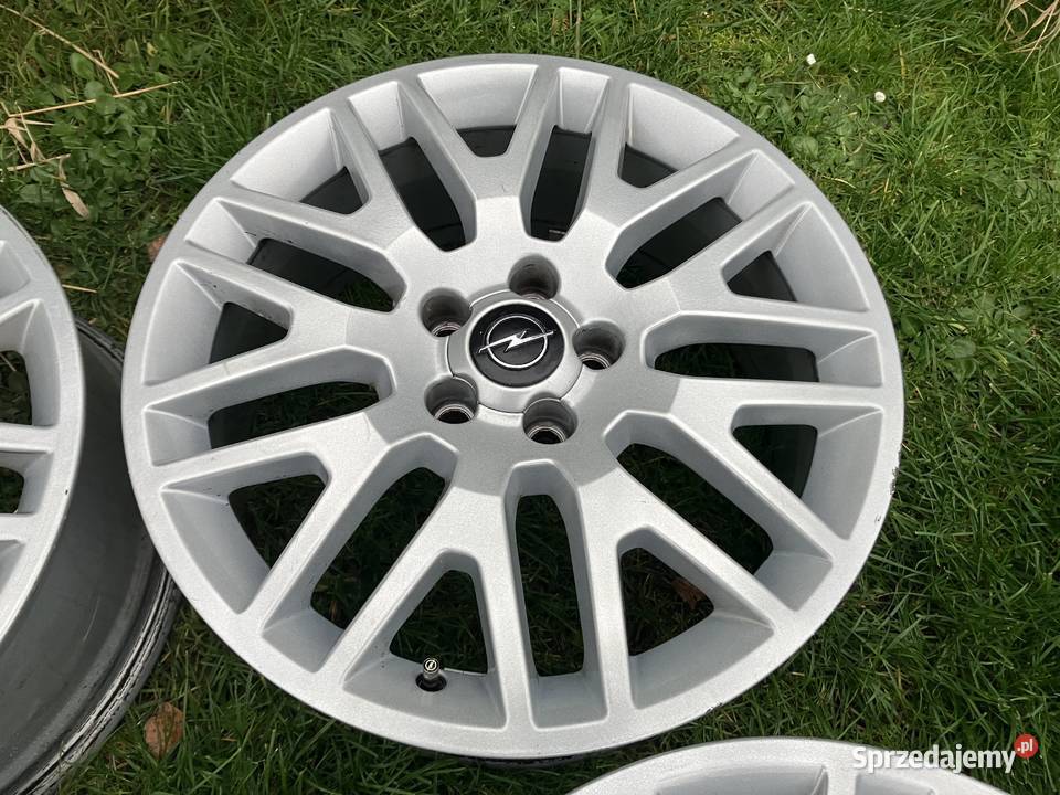 Felgi 18 Vectra Zafira OPC Speedline 5x110 Opel aluminiowe Opony i felgi Łochów