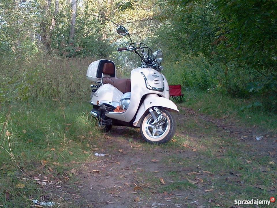 Skuter Moto Magnus Retro 125 Warszawa