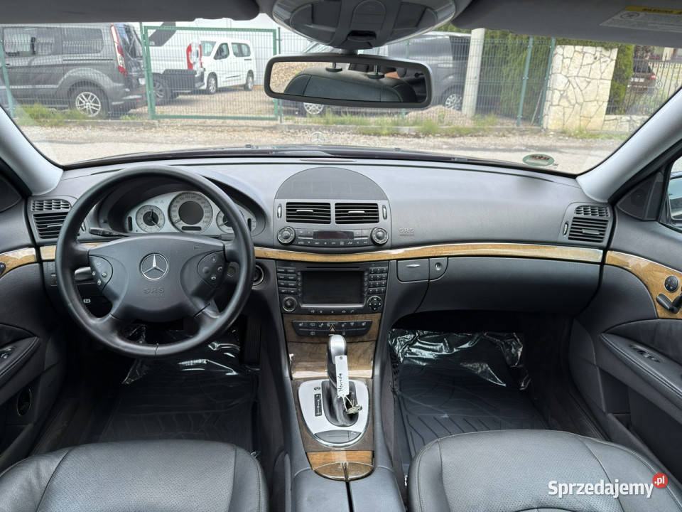 Mercedes E 320 RatyZamiana Gwarancja zdrowy garażowany Gdów sprzedam