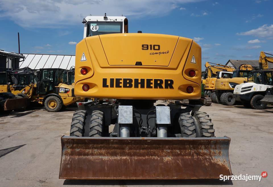 Koparka kołowa Liebherr A 910 2017 Jeziorko sprzedam
