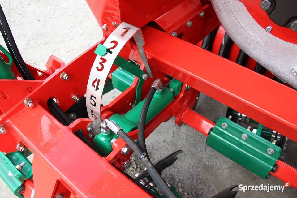 Zestaw uprawowo siewny Aquila Compact agregat Rolnictwo Rogóźno