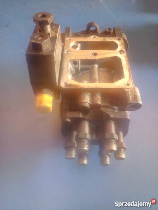 POMPA WTRYSKOWA PALIWA MAN D0836 BOSCH opolskie Rzędowice sprzedam