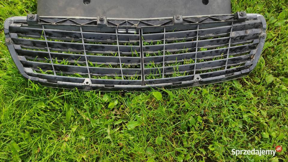 Grill atrapa Mercedes W211 osobowe Suwałki