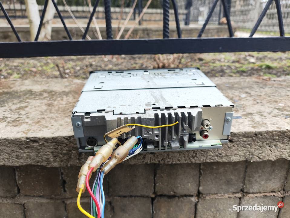 Radio samochodowe Pioneer DEH140UB CDMP3AUXUSB Niegowonice sprzedam