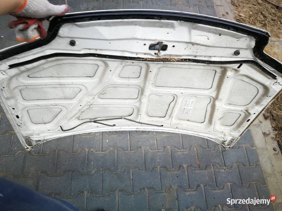 maska mazda 323c 9498 pokrywa silnika Karoseria Międzychód sprzedam