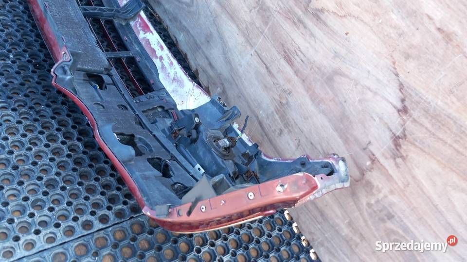 MERCEDES W203 LIFT SEDAN ZDERZAK PRZÓD HALOGEN osobowe Pasy przednie i tylne wielkopolskie