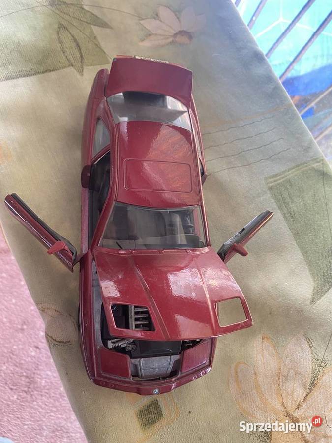 BMW 850 118 Maisto Zielonka