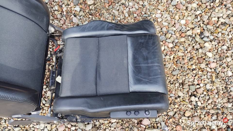 Fotel kierowcy inwalidzki elektryczny paravan Wyposażenie wnętrza