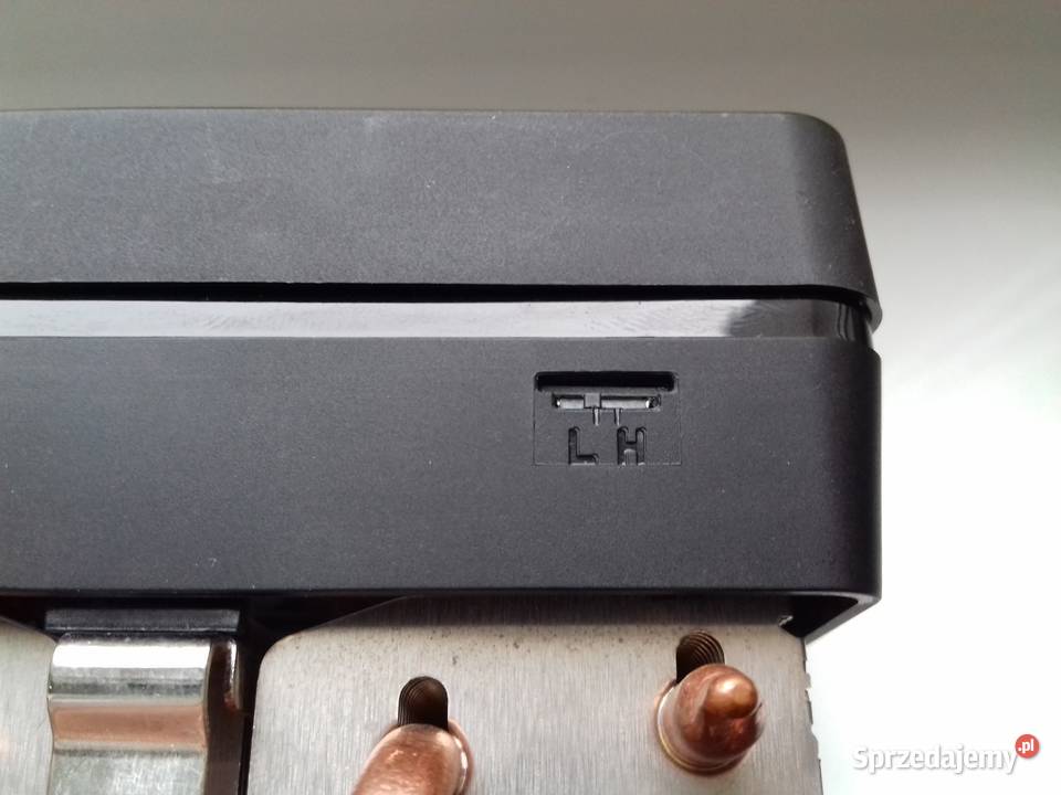 AMD Wraith Prism chłodzenie z oświetleniem ARGB Podzespoły bazowe