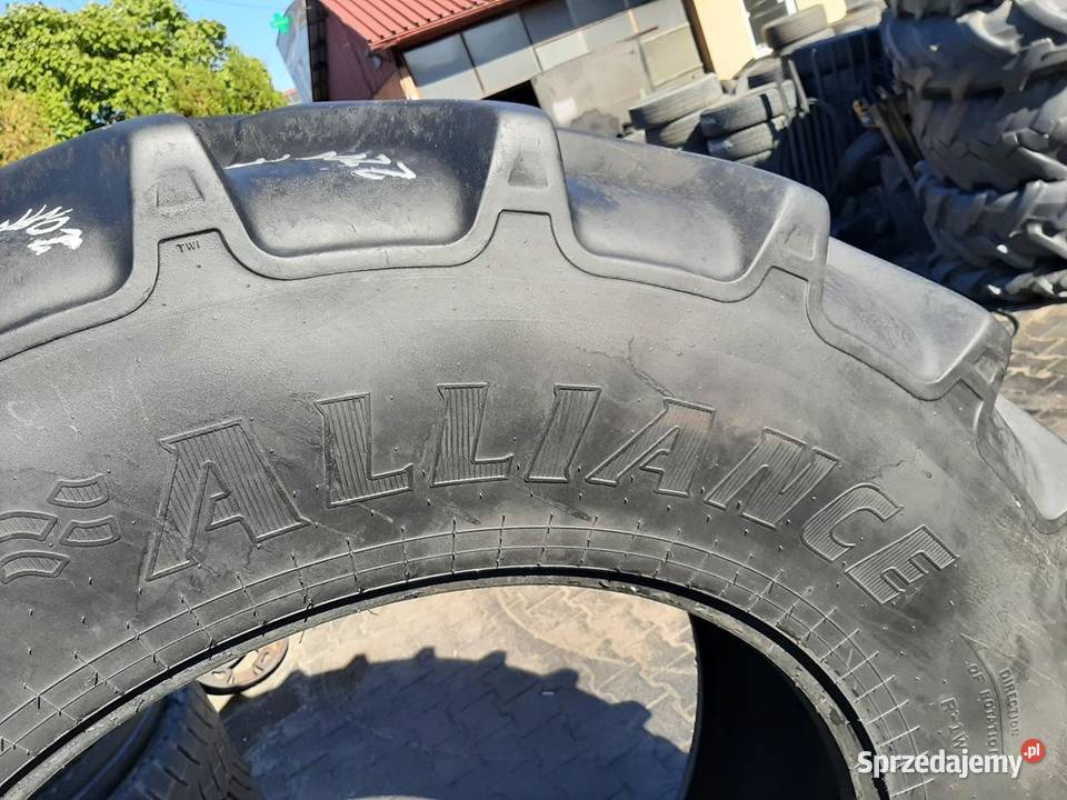 Opona używana rolnicza 52085R38 208R38 ALLIANCE Zaścianki
